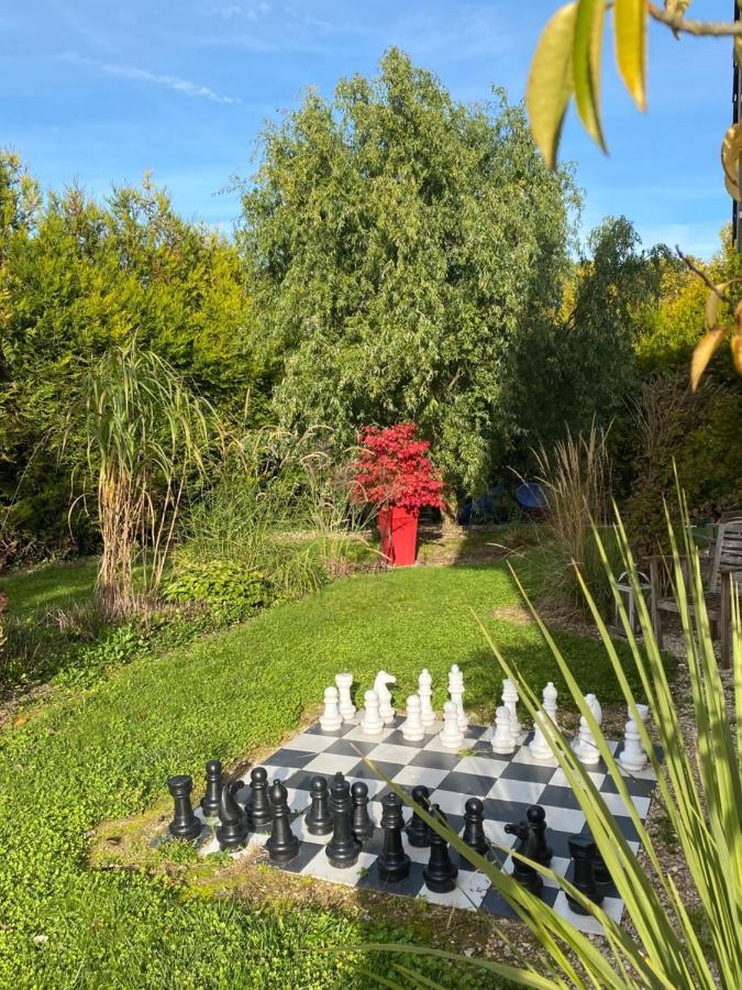 Le Gite Du Puit Des Granges Faux-Vesigneul Esterno foto